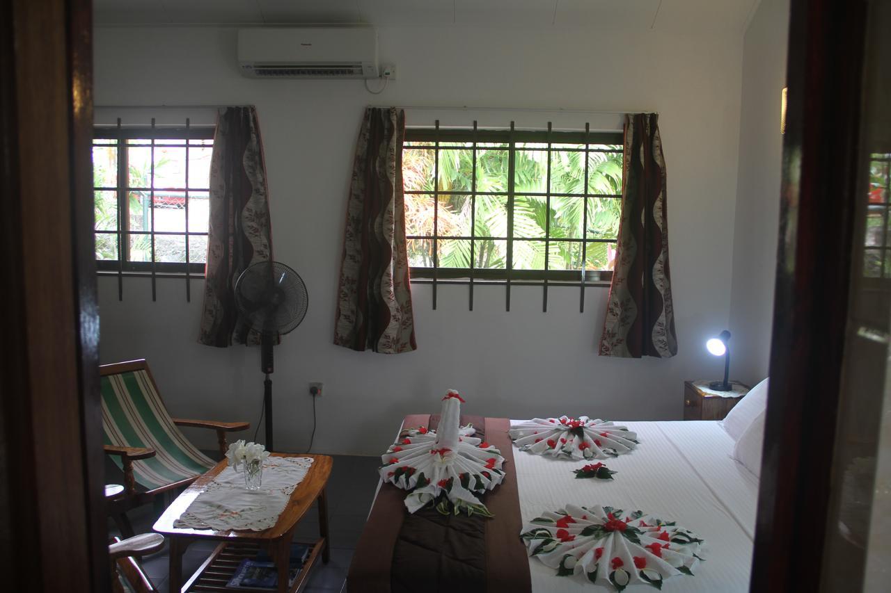 Daniella'S Bungalows Bel Ombre Luaran gambar