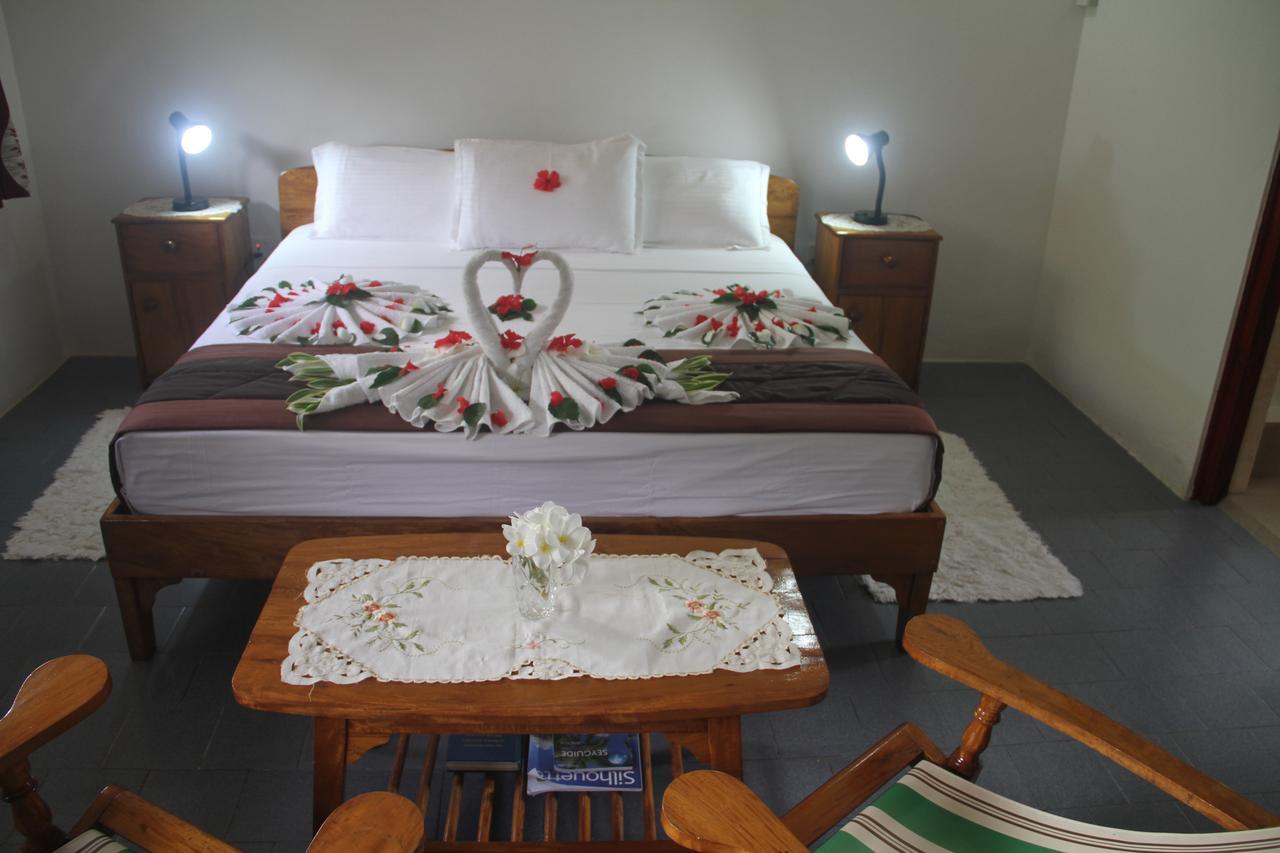 Daniella'S Bungalows Bel Ombre Luaran gambar
