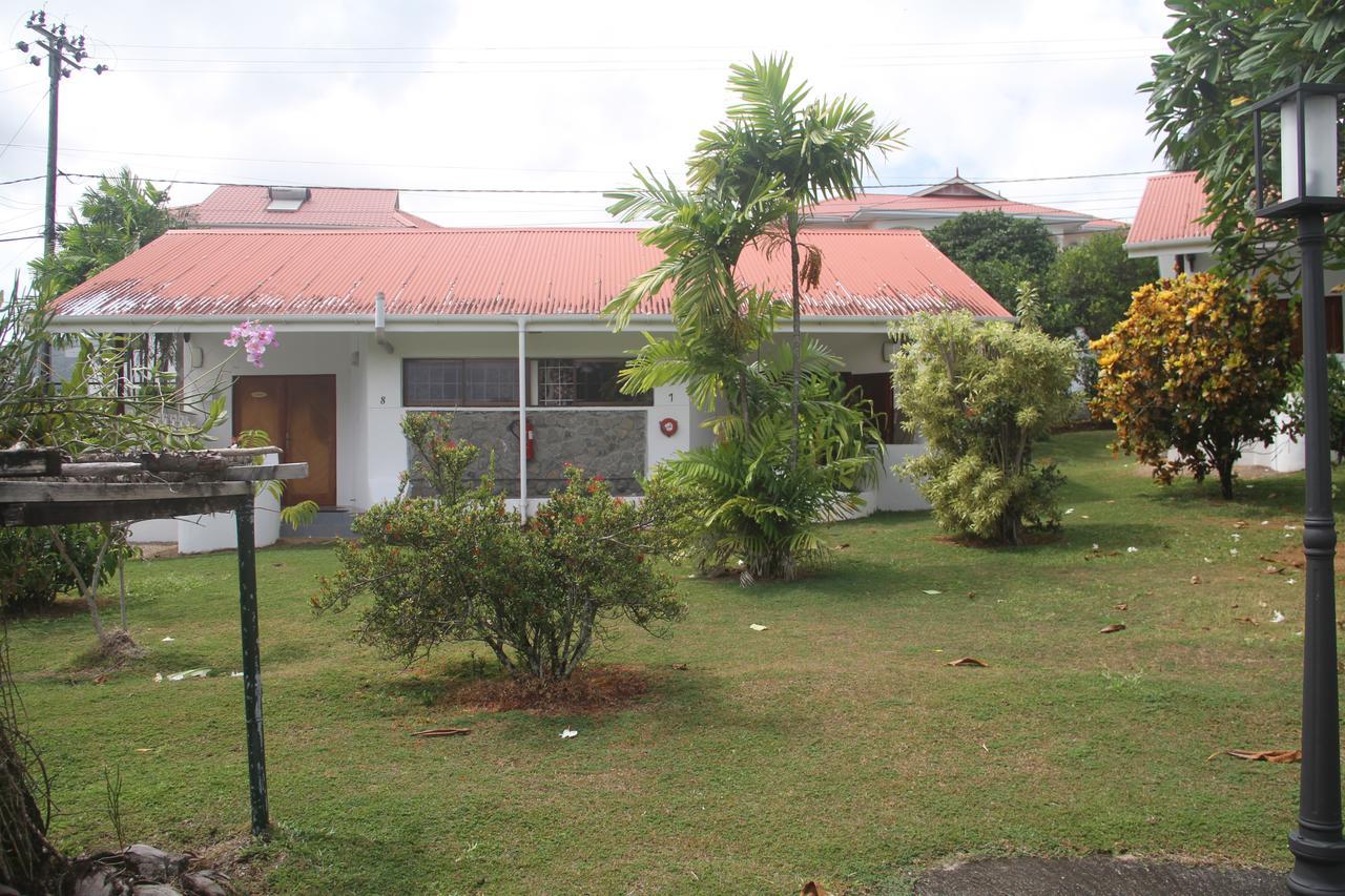 Daniella'S Bungalows Bel Ombre Luaran gambar
