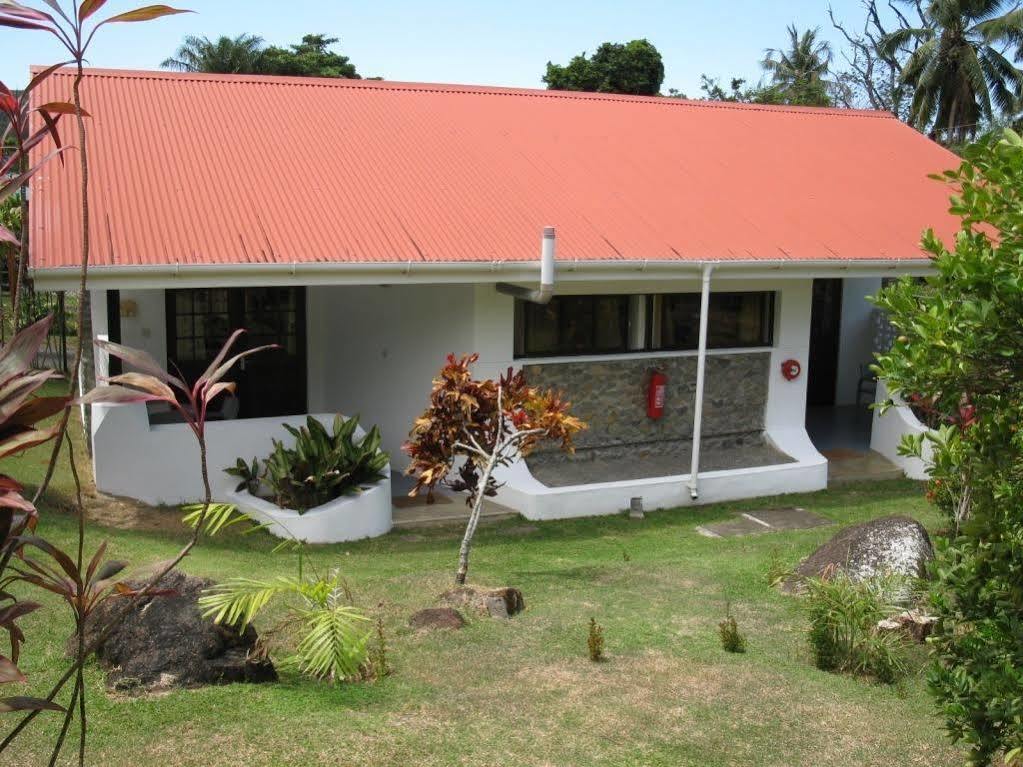 Daniella'S Bungalows Bel Ombre Luaran gambar