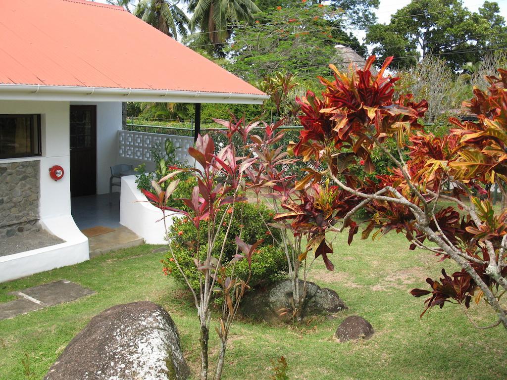 Daniella'S Bungalows Bel Ombre Luaran gambar